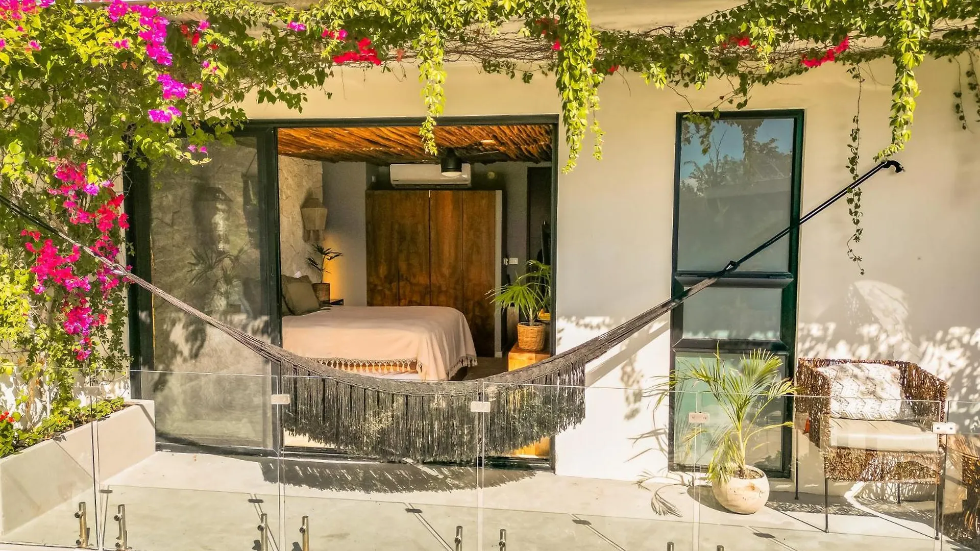Luz De Luna Tulum Ph